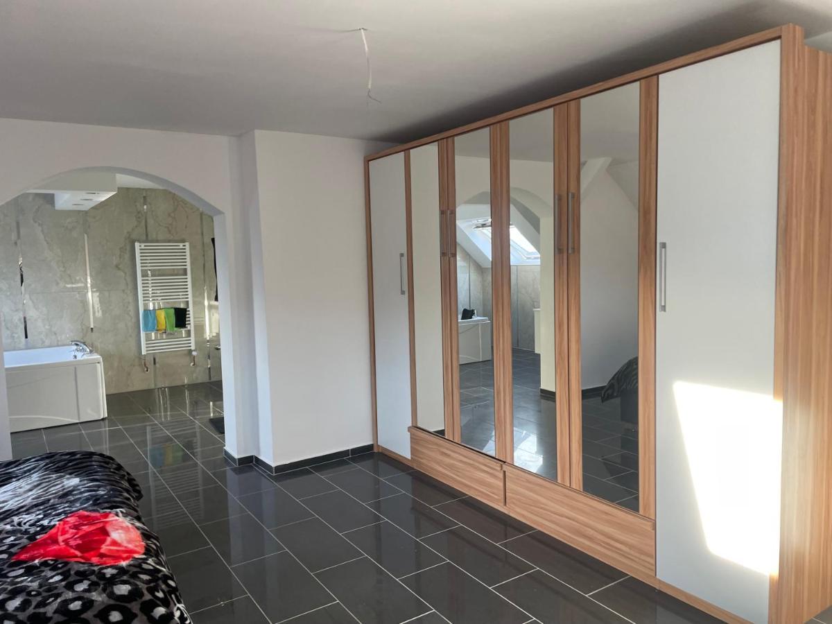 Penthouse Wohnung Ultra Exlusive Duisburg Buitenkant foto